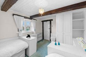 Photo 17- click for photo gallery